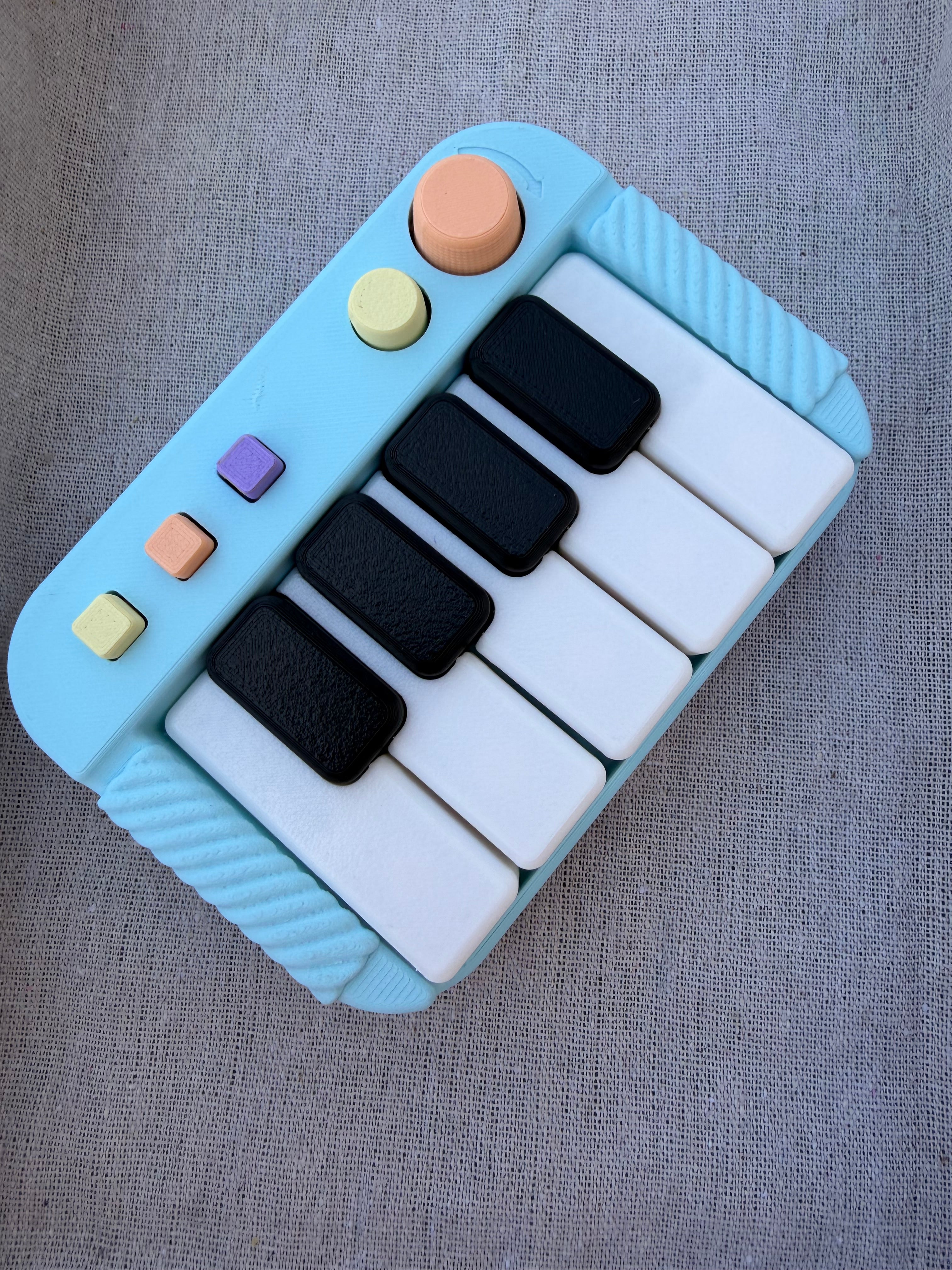 Piano Keyboard Clicker Fidget