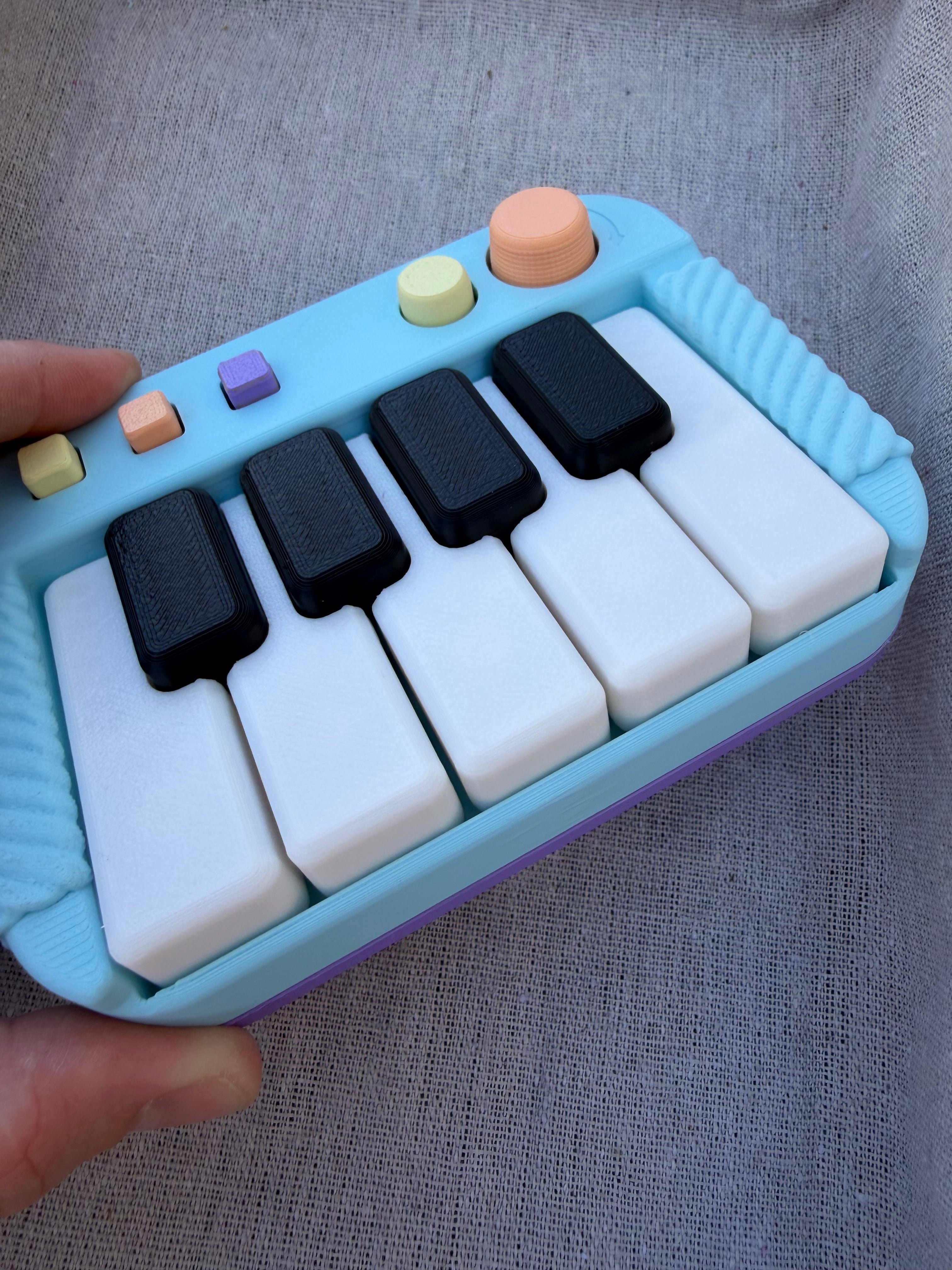 Piano Keyboard Clicker Fidget